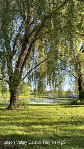 363 Ivy Trail, Rhinebeck, NY 12572