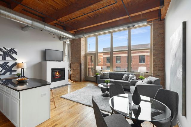 1500 W Monroe Street 413, Chicago, IL 60607