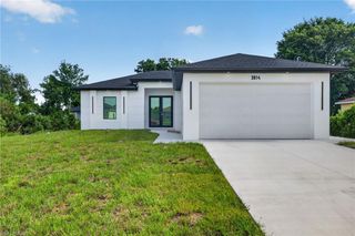 3814 34th ST SW, Lehigh Acres, FL 33976