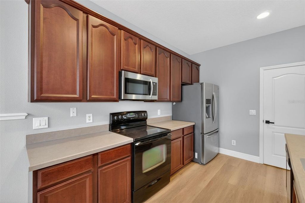 Image 34 of property listing at 2311 J LAWSON BOULEVARD, Orlando, FL 32824