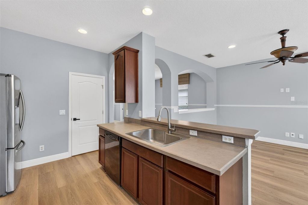 Image 35 of property listing at 2311 J LAWSON BOULEVARD, Orlando, FL 32824