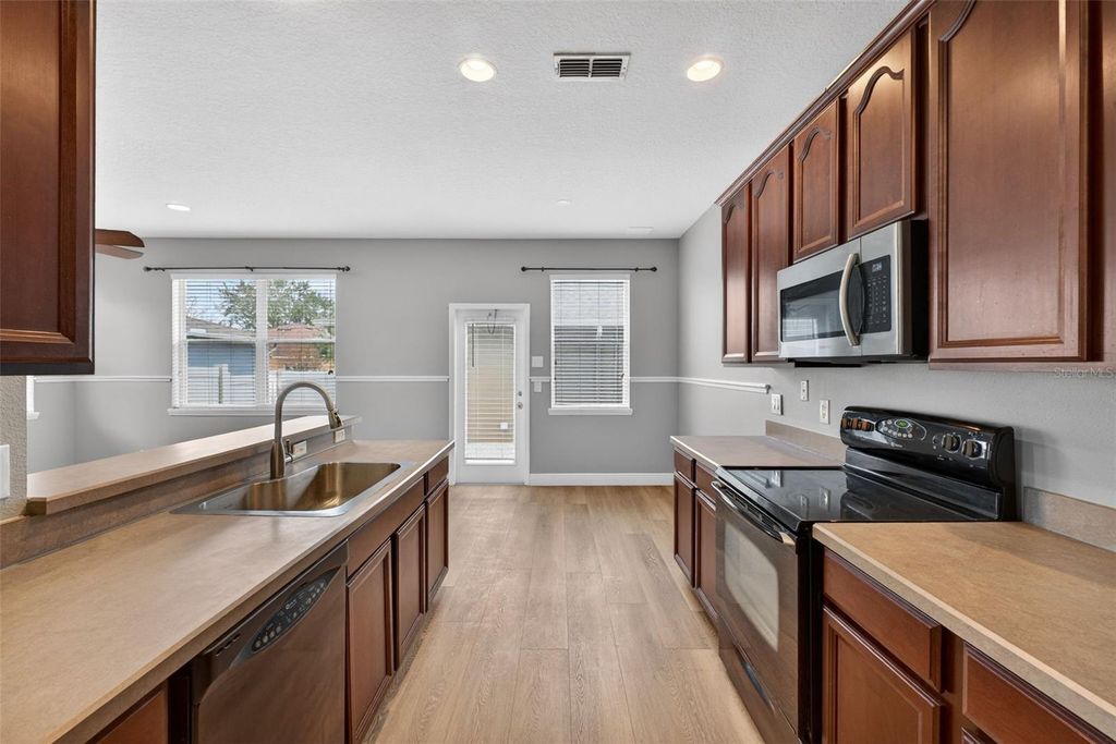 Image 36 of property listing at 2311 J LAWSON BOULEVARD, Orlando, FL 32824