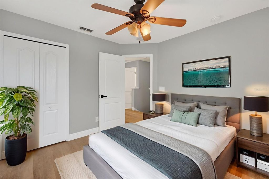 Image 54 of property listing at 2311 J LAWSON BOULEVARD, Orlando, FL 32824