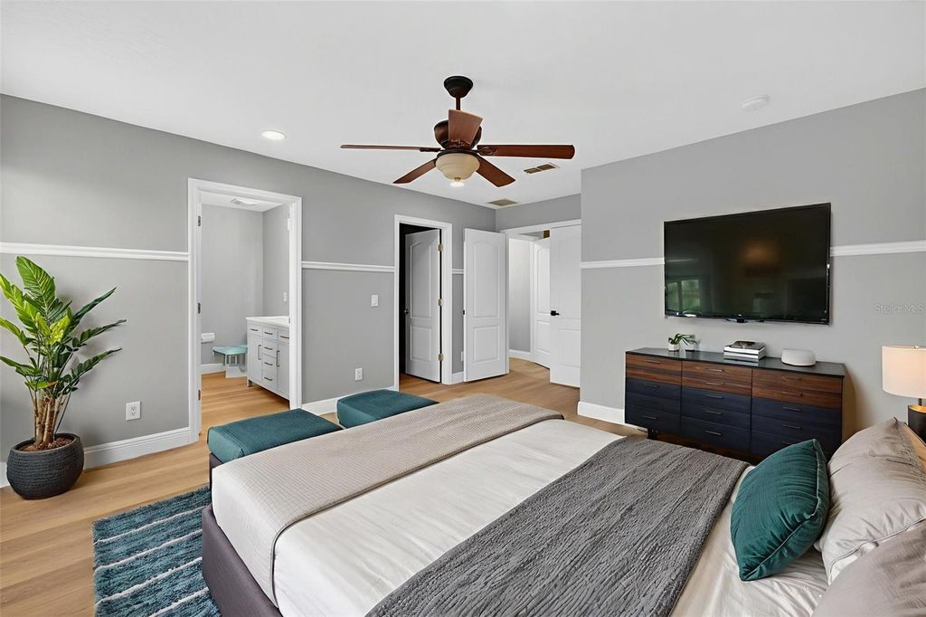 Image 68 of property listing at 2311 J LAWSON BOULEVARD, Orlando, FL 32824