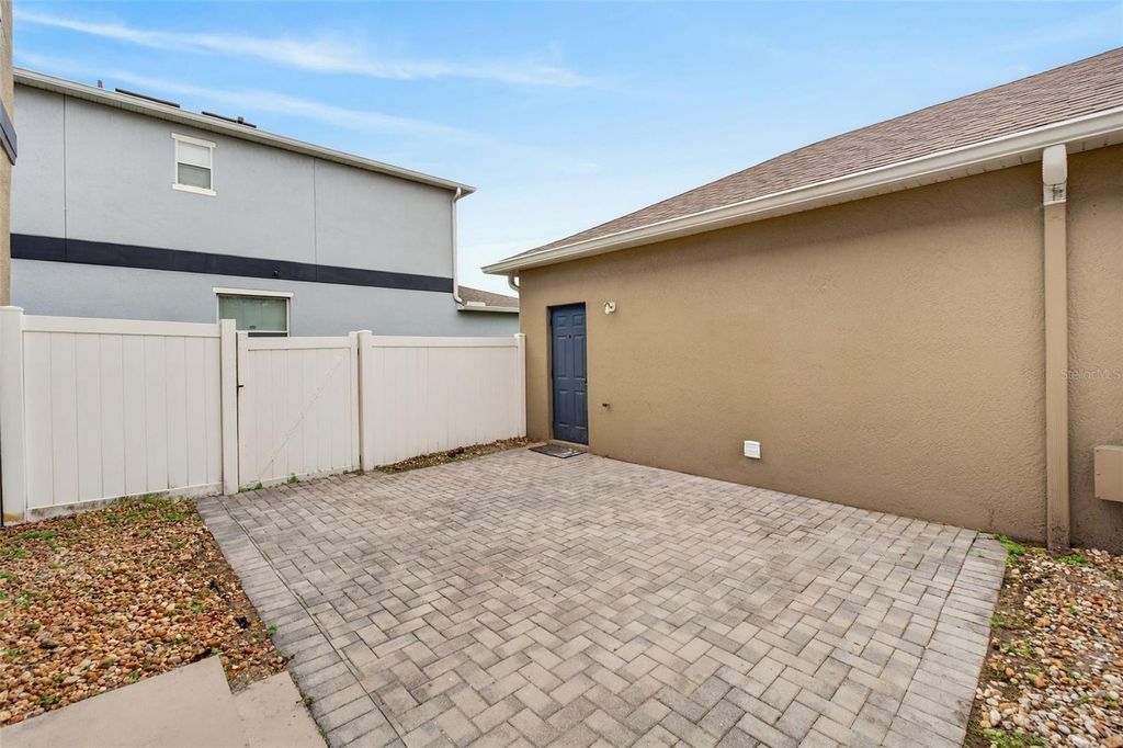 Image 82 of property listing at 2311 J LAWSON BOULEVARD, Orlando, FL 32824