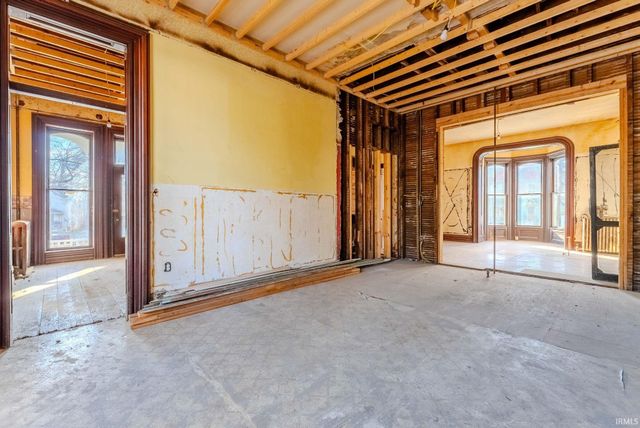 218 E Main Street, Wabash, IN 46992