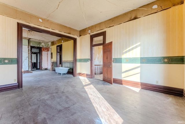 218 E Main Street, Wabash, IN 46992