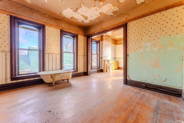 218 E Main Street, Wabash, IN 46992