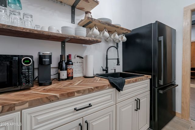 8105 S COMSTOCK MINE Road, Prescott, AZ 86303