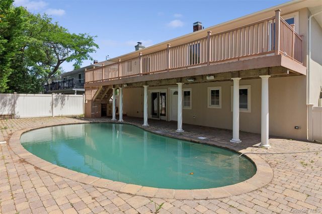 1328 Park Street, Atlantic Beach, NY 11509
