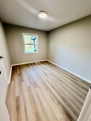 912 Sunview Road, Reynoldsburg, OH 43068