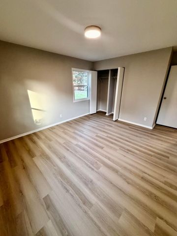 912 Sunview Road, Reynoldsburg, OH 43068