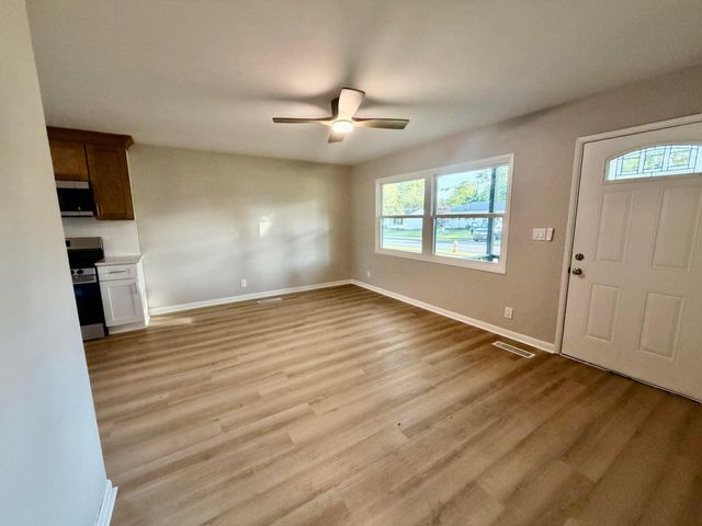912 Sunview Road, Reynoldsburg, OH 43068