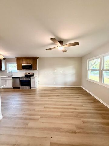 912 Sunview Road, Reynoldsburg, OH 43068