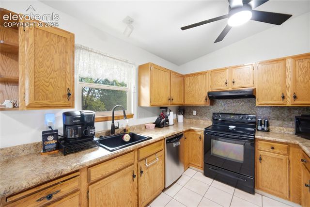 2025 Heathercrest Drive, Colorado Springs, CO 80915