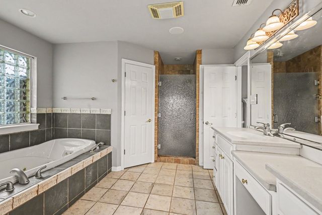 13901 Northwest Court, Haslet, TX 76052