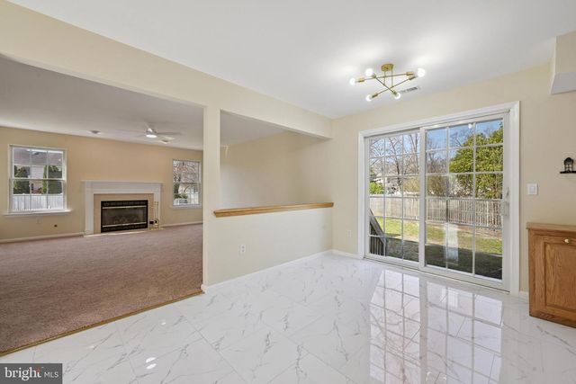 8 TOBY WELLS CT, Delran, NJ 08075