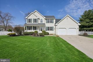 8 TOBY WELLS CT, Delran, NJ 08075