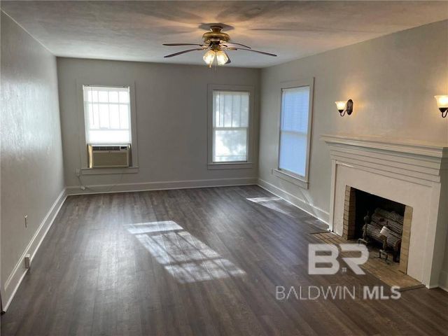 400 Hall Avenue, Bay Minette, AL 36507