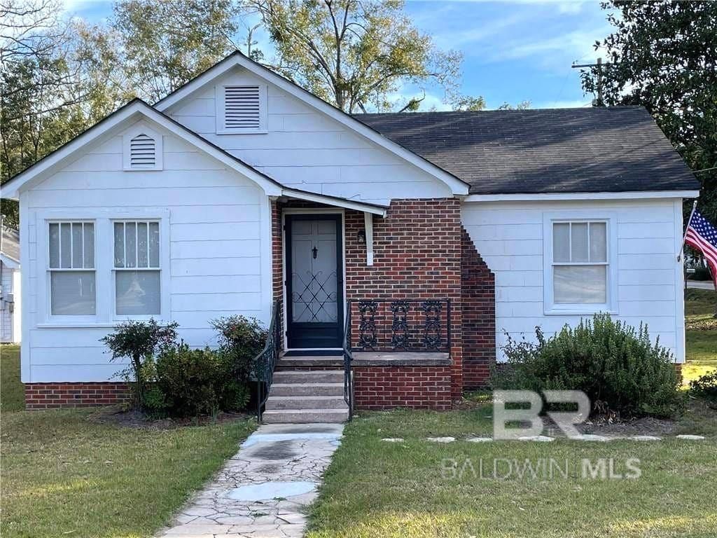 400 Hall Avenue, Bay Minette, AL 36507