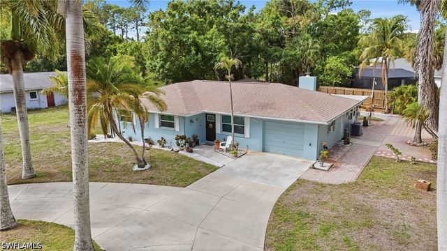 28015 Westbrook DR, Bonita Springs, FL 34135