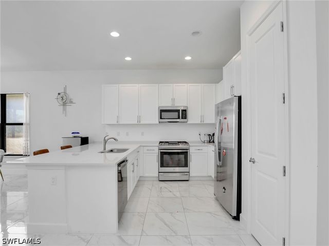 20329 Fair Oak LN, Estero, FL 33928