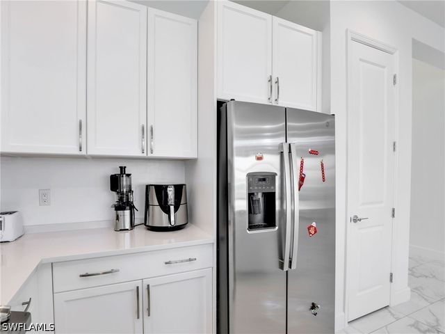 20329 Fair Oak LN, Estero, FL 33928