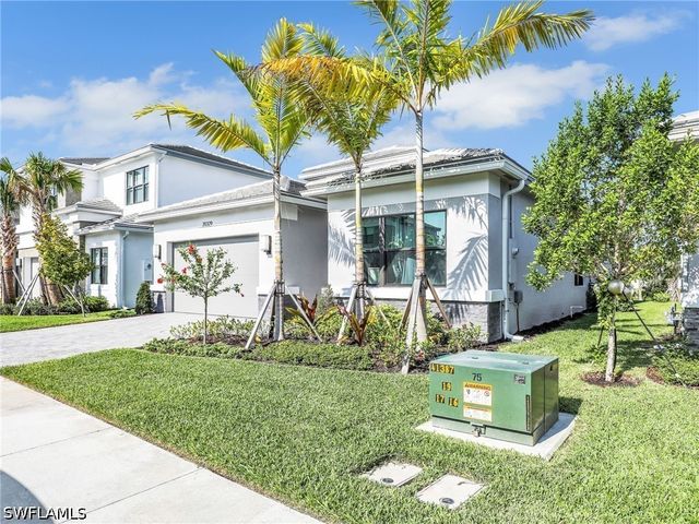 20329 Fair Oak LN, Estero, FL 33928