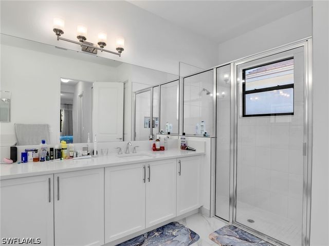 20329 Fair Oak LN, Estero, FL 33928