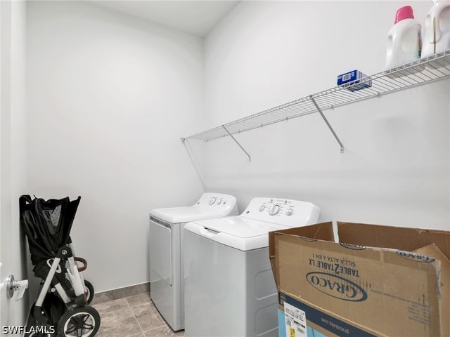 20329 Fair Oak LN, Estero, FL 33928