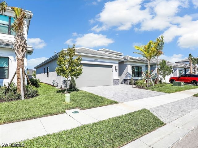 20329 Fair Oak LN, Estero, FL 33928