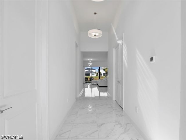 20329 Fair Oak LN, Estero, FL 33928