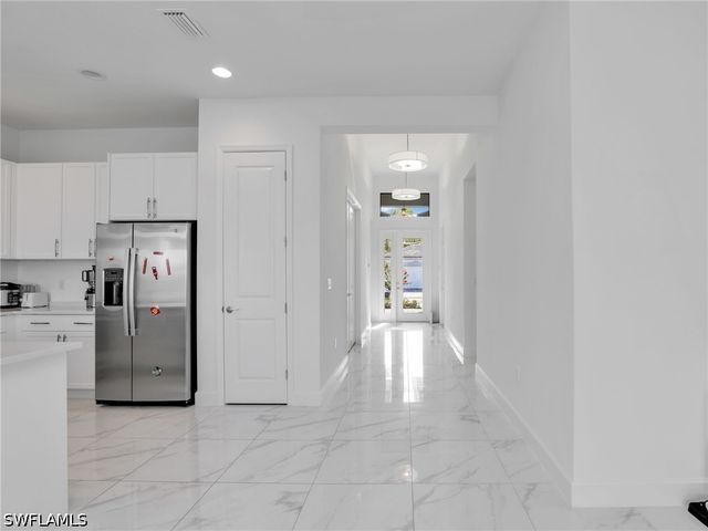20329 Fair Oak LN, Estero, FL 33928