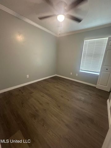 1113 Beach Avenue, Gulfport, MS 39501