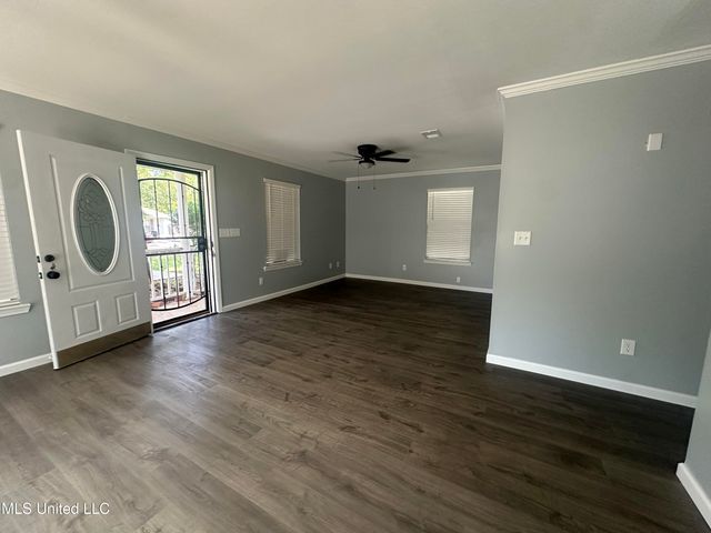 1113 Beach Avenue, Gulfport, MS 39501