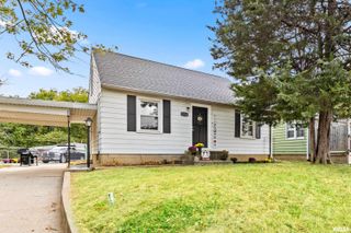 1004 SPRINGFIELD Avenue, East Peoria, IL 61611