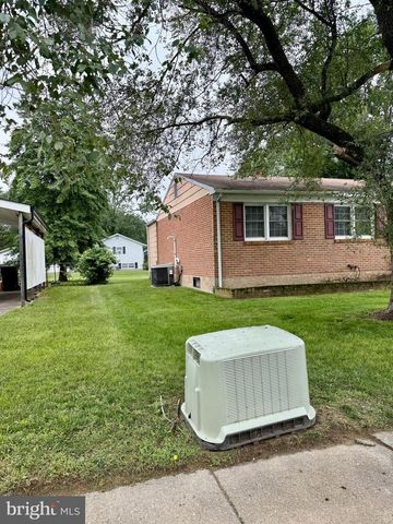 1317 GARFIELD DR, Dover, DE 19901