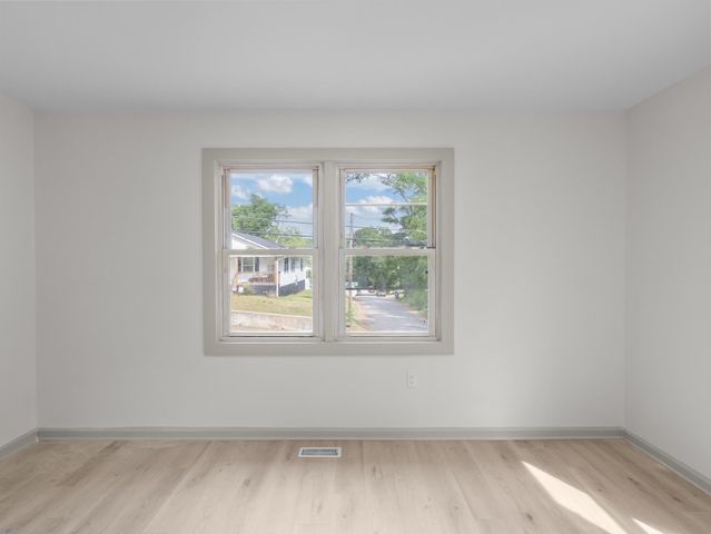 802 S Liberty Street, Spartanburg, SC 29306