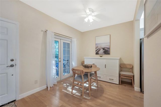 818 Tanbark DR 103, Naples, FL 34108