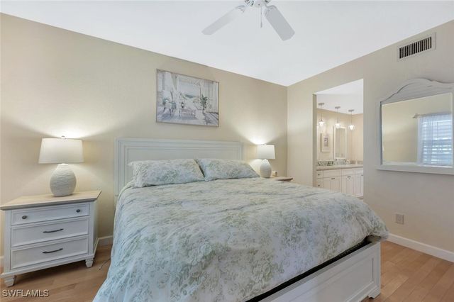 818 Tanbark DR 103, Naples, FL 34108