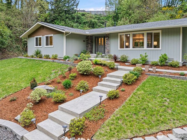1108 Olney Avenue E, Port Orchard, WA 98366