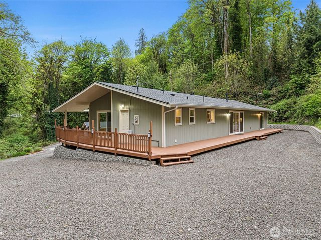 1108 Olney Avenue E, Port Orchard, WA 98366