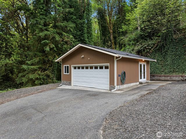 1108 Olney Avenue E, Port Orchard, WA 98366
