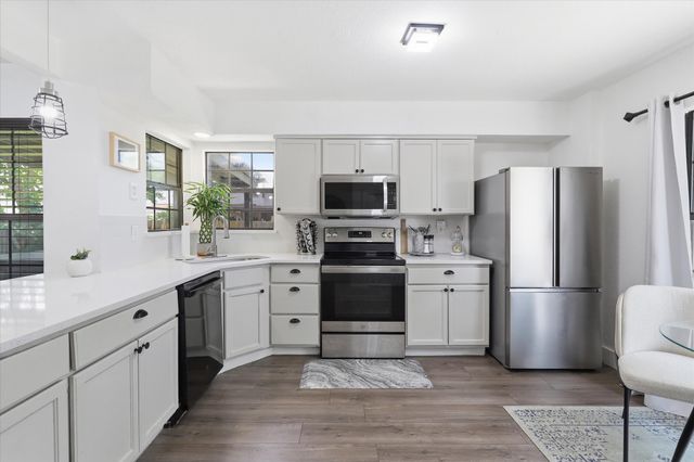 5321 Pocassett Drive, Arlington, TX 76018