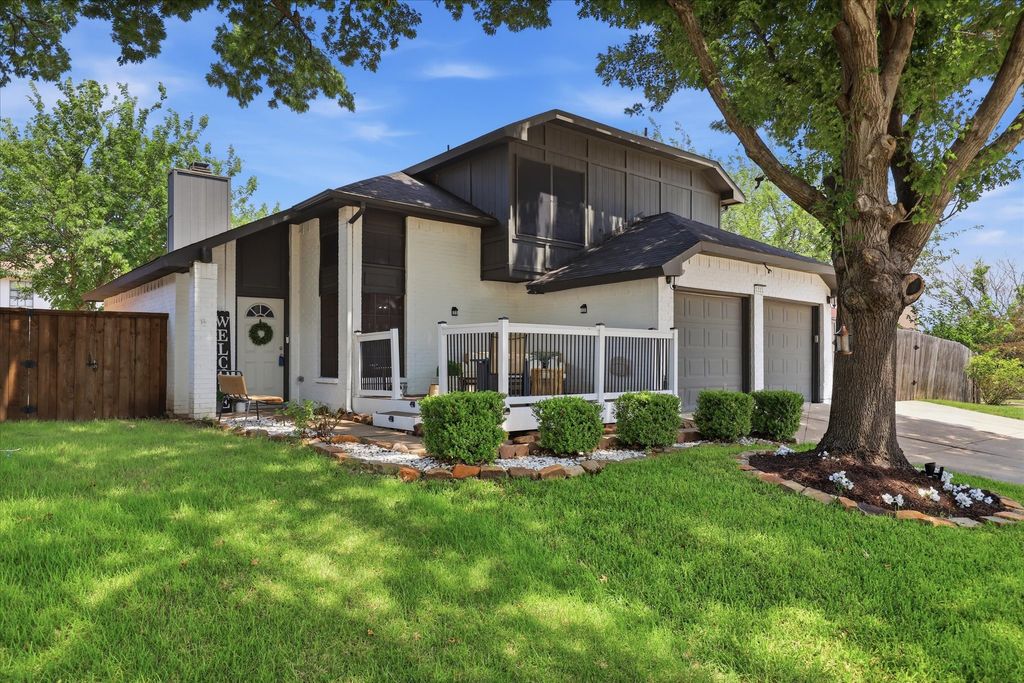 5321 Pocassett Drive, Arlington, TX 76018