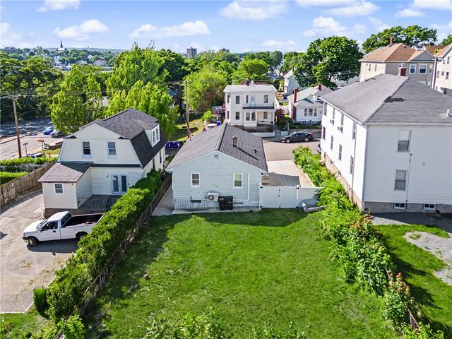15 Beechwood Avenue, Pawtucket, RI 02860