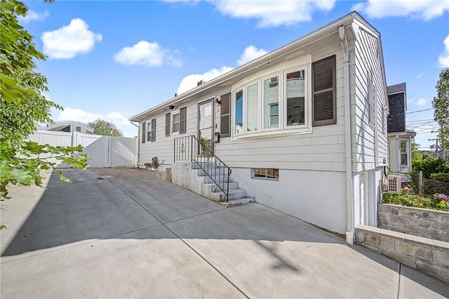 15 Beechwood Avenue, Pawtucket, RI 02860