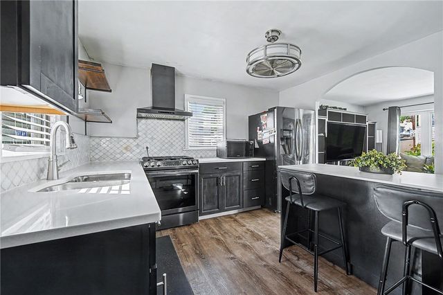 15 Beechwood Avenue, Pawtucket, RI 02860