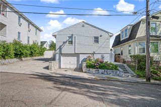 15 Beechwood Avenue, Pawtucket, RI 02860