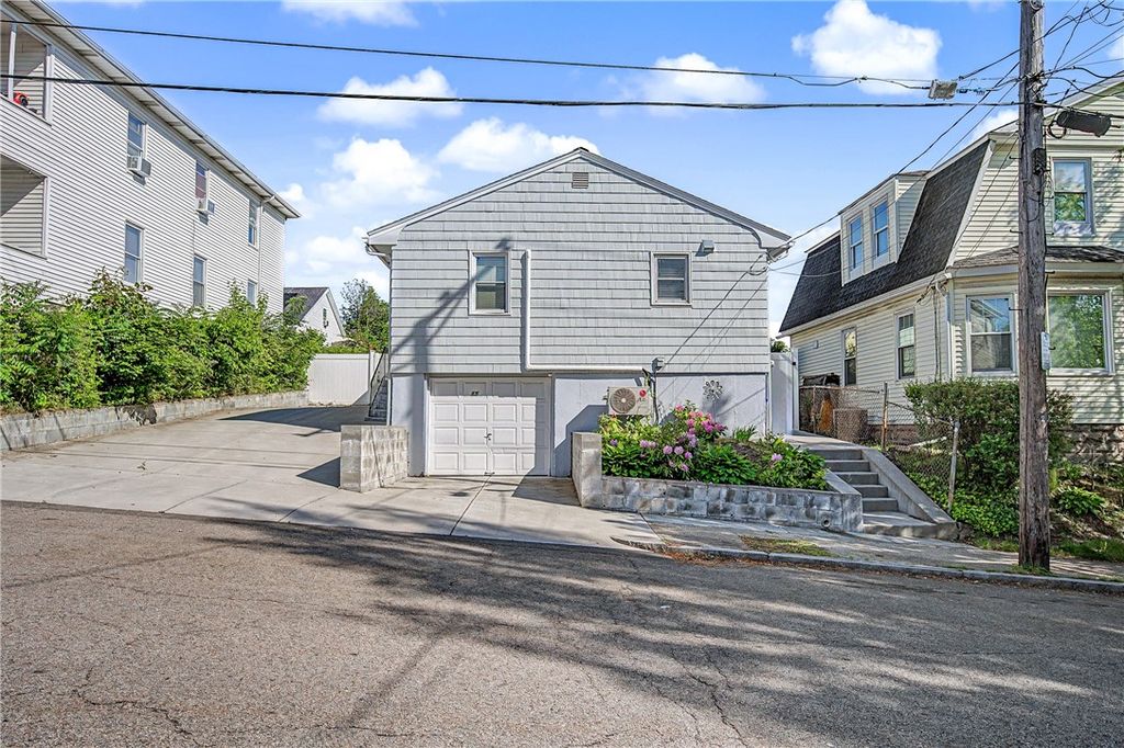 15 Beechwood Avenue, Pawtucket, RI 02860